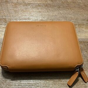 Monos vegan leather tan folio kit with back snaps